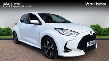 Toyota Yaris 1.5 Hybrid Design 5dr CVT Hybrid Hatchback